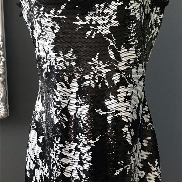 Gorgeous BNWT MICHEAL KORS  sequin dress size Large - Picture 7 of 15